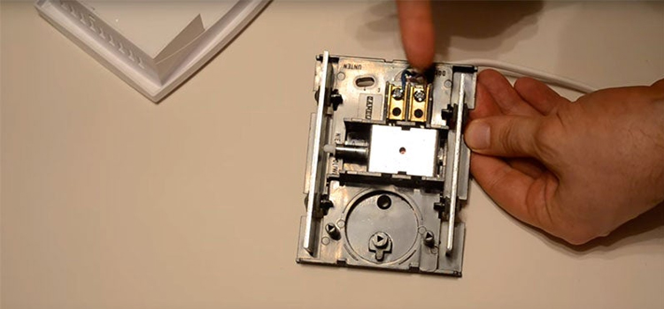 fix door bell in Newark